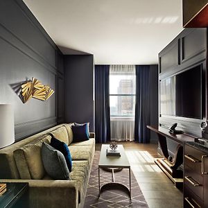 One-Bedroom Corner King Suite Sofa Bed City View